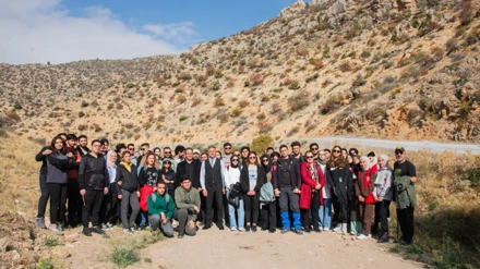 "Doğa İçin Yürü: Ardıçlı Gölü Çevre Temizliği" Etkinliği 